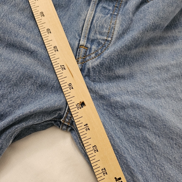 Levis Jeans Womens 27 Blue Wedgie Straight Distressed Raw Hem Button Fly Crop - Picture 10 of 10